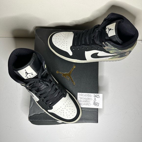 PRE-OWNED 2020 JORDAN 1 MID SE CAMO MENS SZ 10 OG ALL EXTRA CAMO LACES CLEAN - Picture 2 of 16